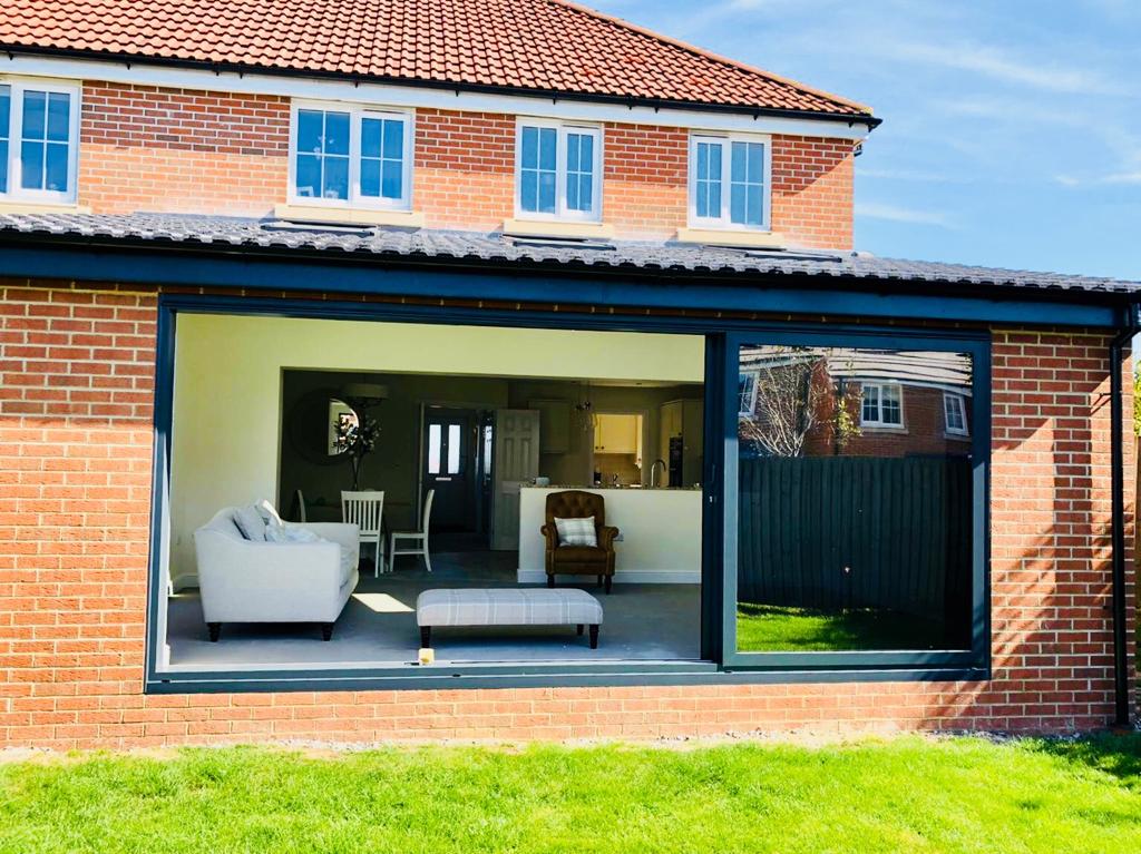 Jack_Humphrys_Open_Plan_Man_New_Builds_Melksham_Chippenham_Extensions_Listed Buildings_Bathrooms_Renovations_Open_Plan